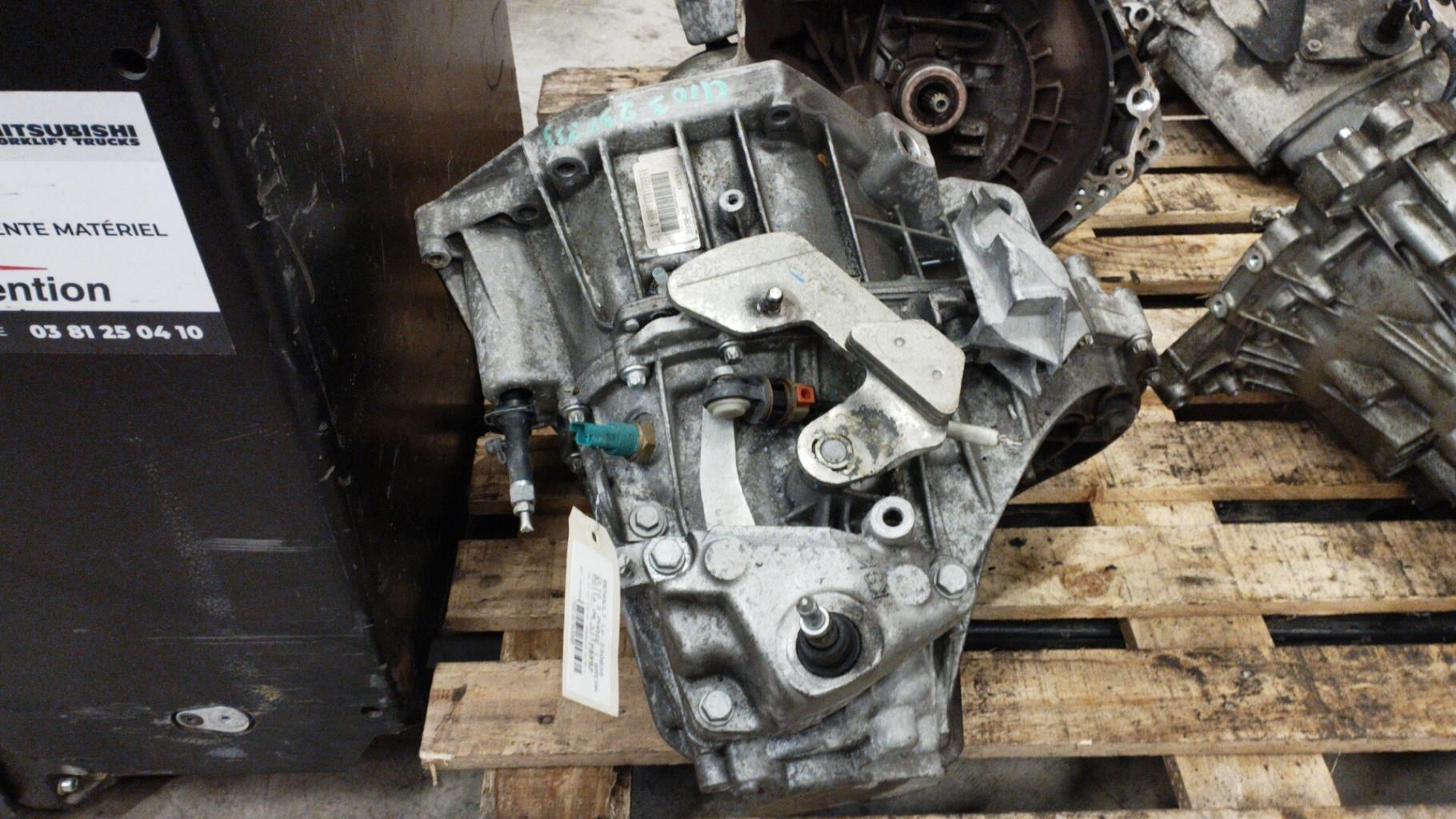 Boite de vitesses RENAULT CLIO 3 PHASE 1 BREAK Diesel - 1