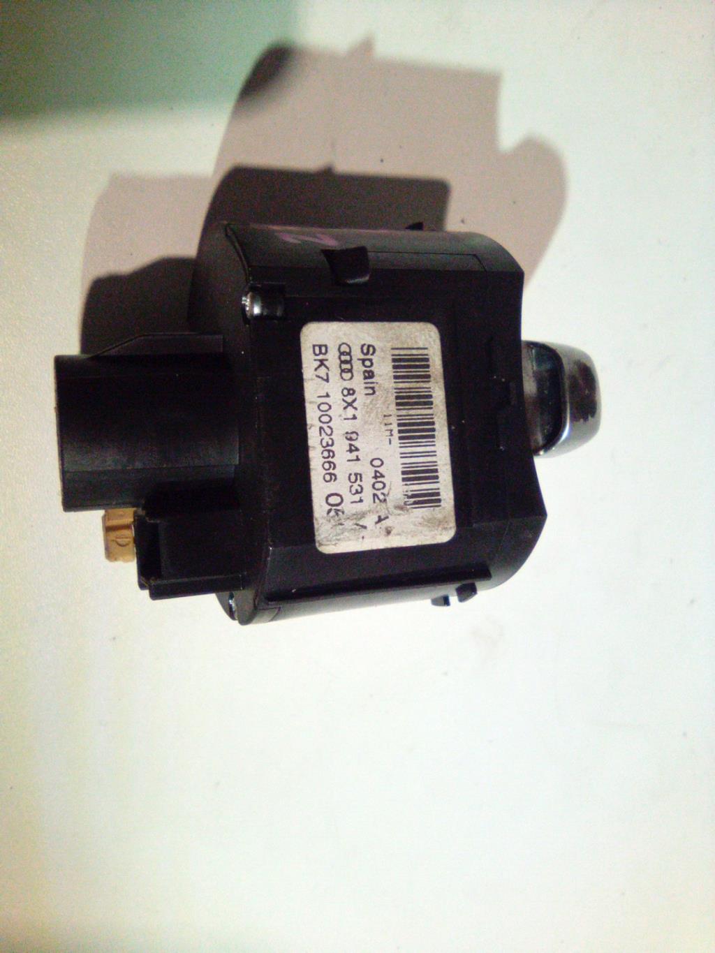 Commodo phare AUDI A1 1 PHASE 1 Essence - 1