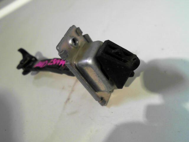 Arret de porte avant gauche MAZDA 2 2 PHASE 1 Diesel - 1