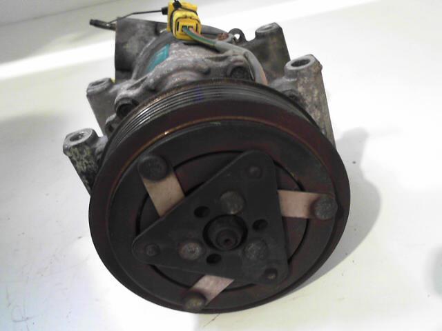 Compresseur clim PEUGEOT 307 PHASE 1 Essence - 1