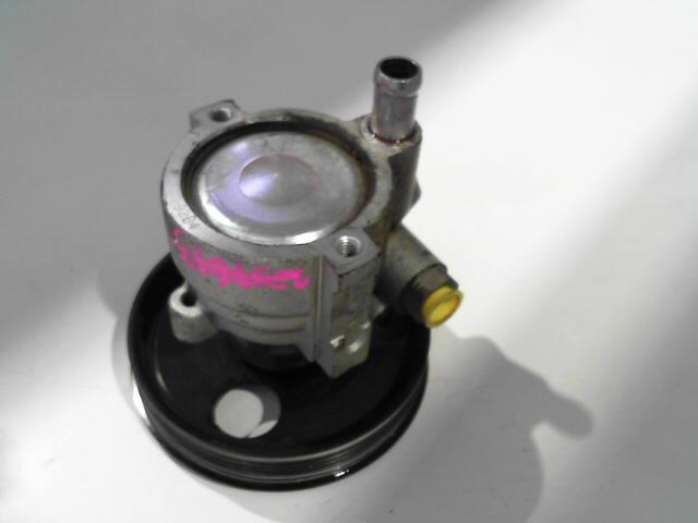 Pompe de direction DACIA DUSTER 1 PHASE 1 Essence - 1
