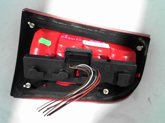 Fanale posteriore principale sinistro (luci) SKODA OCTAVIA 1 PHASE 2 BREAK Diésel - 1