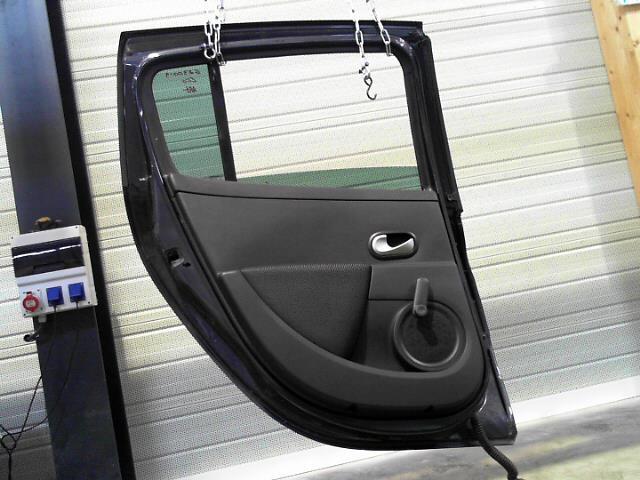 Porte arriere gauche RENAULT CLIO 3 PHASE 1 Diesel - 1