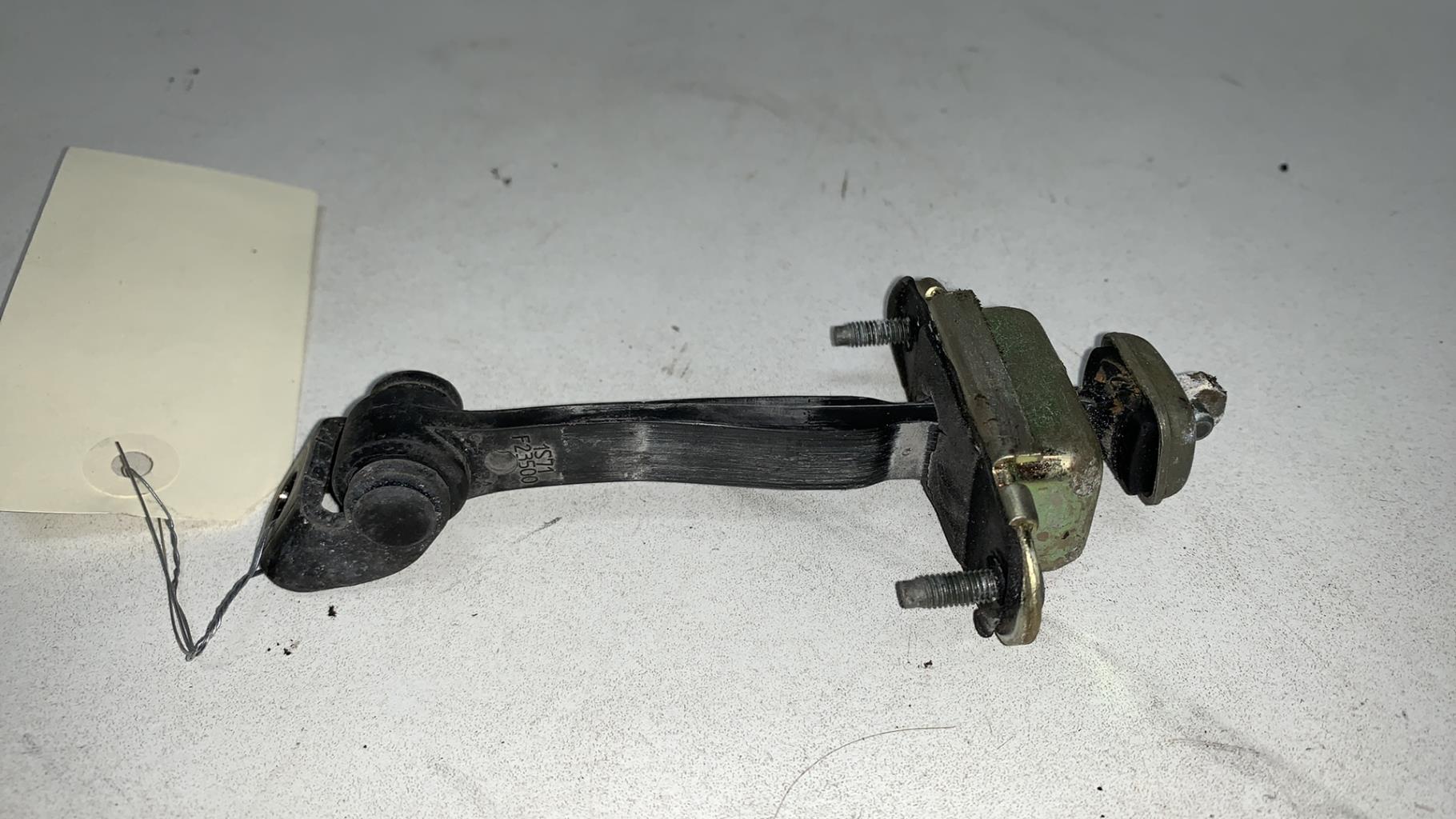 Arret de porte avant gauche FORD MONDEO 2 Essence - 1