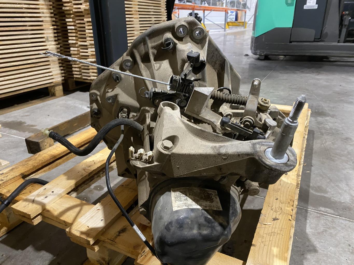 Boite de vitesses RENAULT TWINGO 3 PHASE 1 Essence - 1