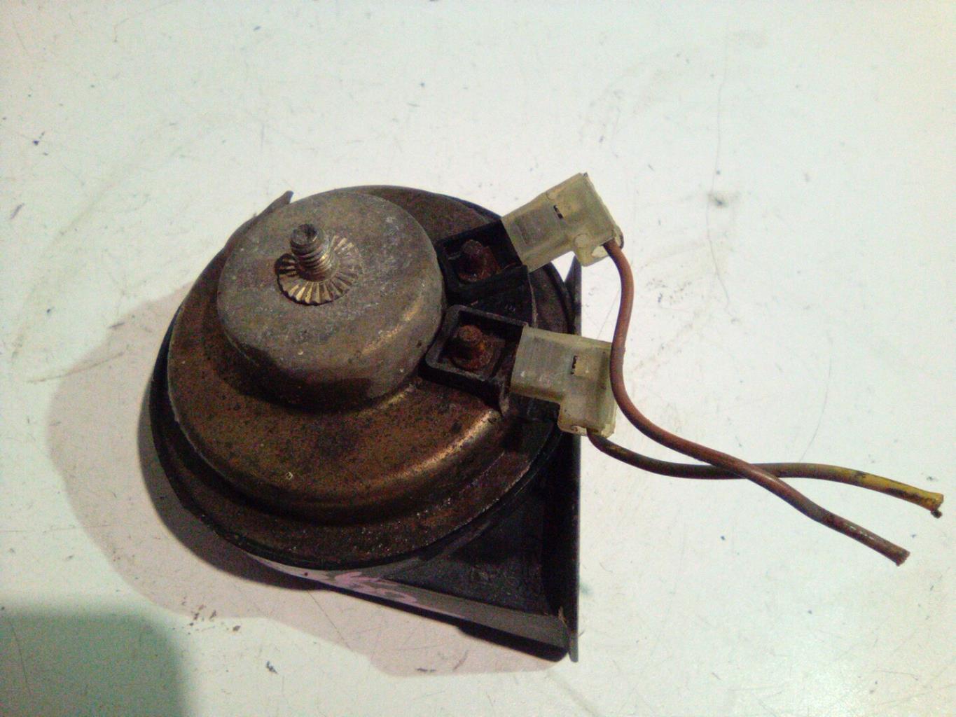 Avertisseur/Klaxon MERCEDES CLASSE E 210 PHASE 1 Essence - 1