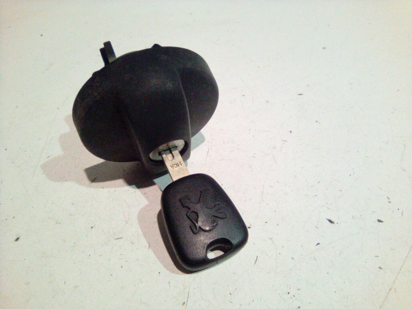Bouchon de carburant PEUGEOT 207 1 Ethanol - 1