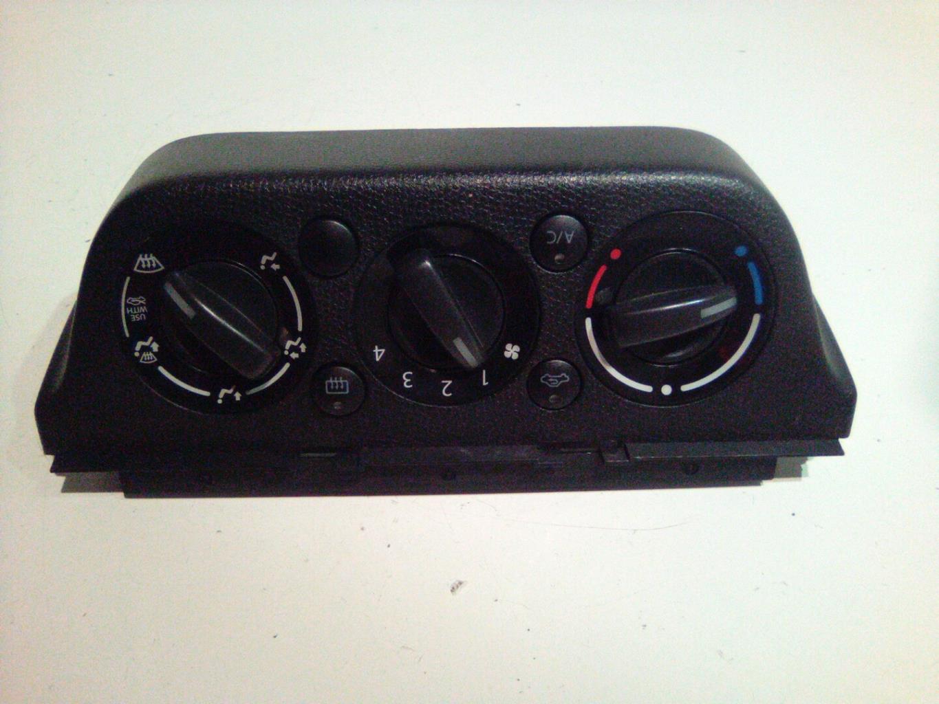 Commande chauffage SUZUKI SWIFT 3 Diesel - 1