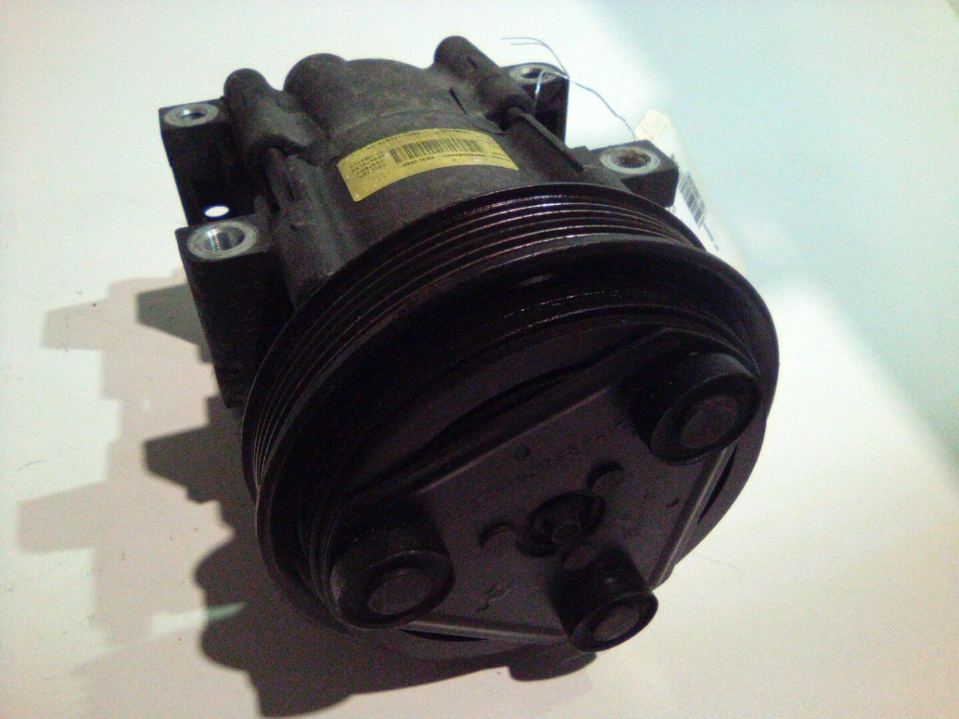 Compresseur clim FORD FIESTA 4 PHASE 2 Essence - 1