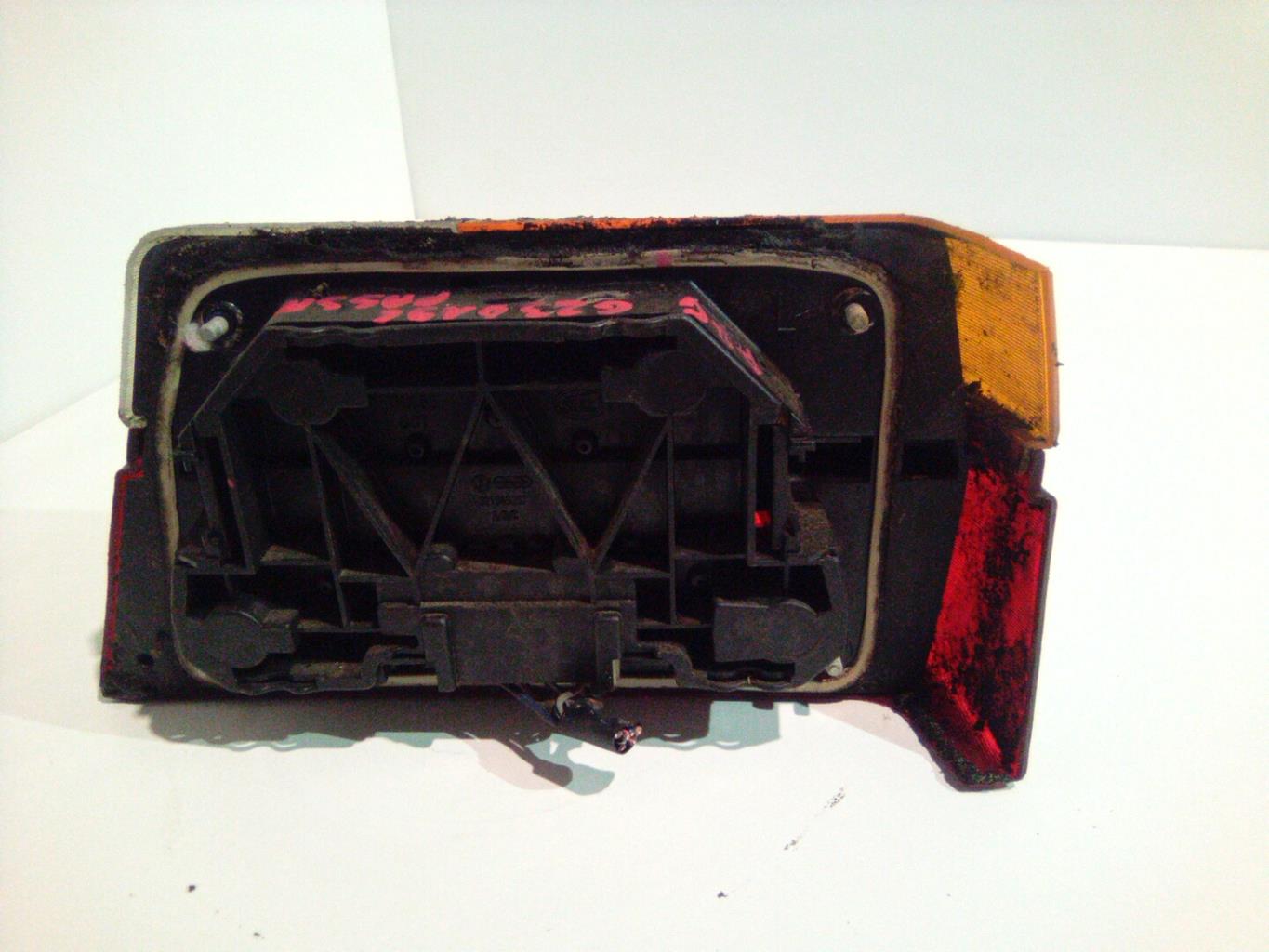 Fanale posteriore principale sinistro (luci) VOLKSWAGEN PASSAT 2 PHASE 1  - 1