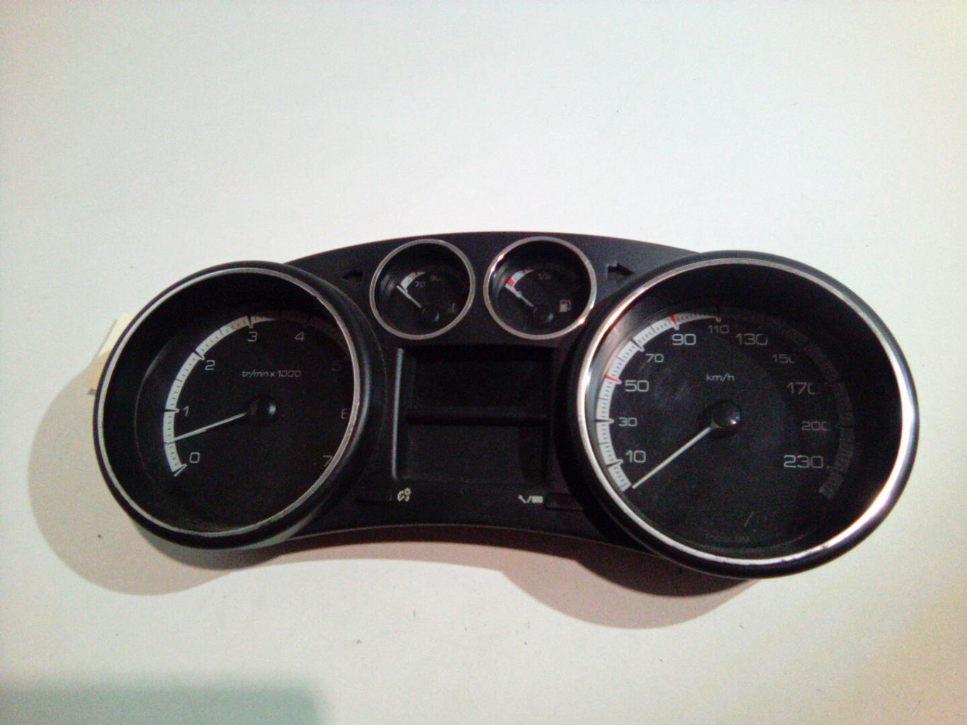 Compteur PEUGEOT 308 1 PHASE 1 Essence - 1