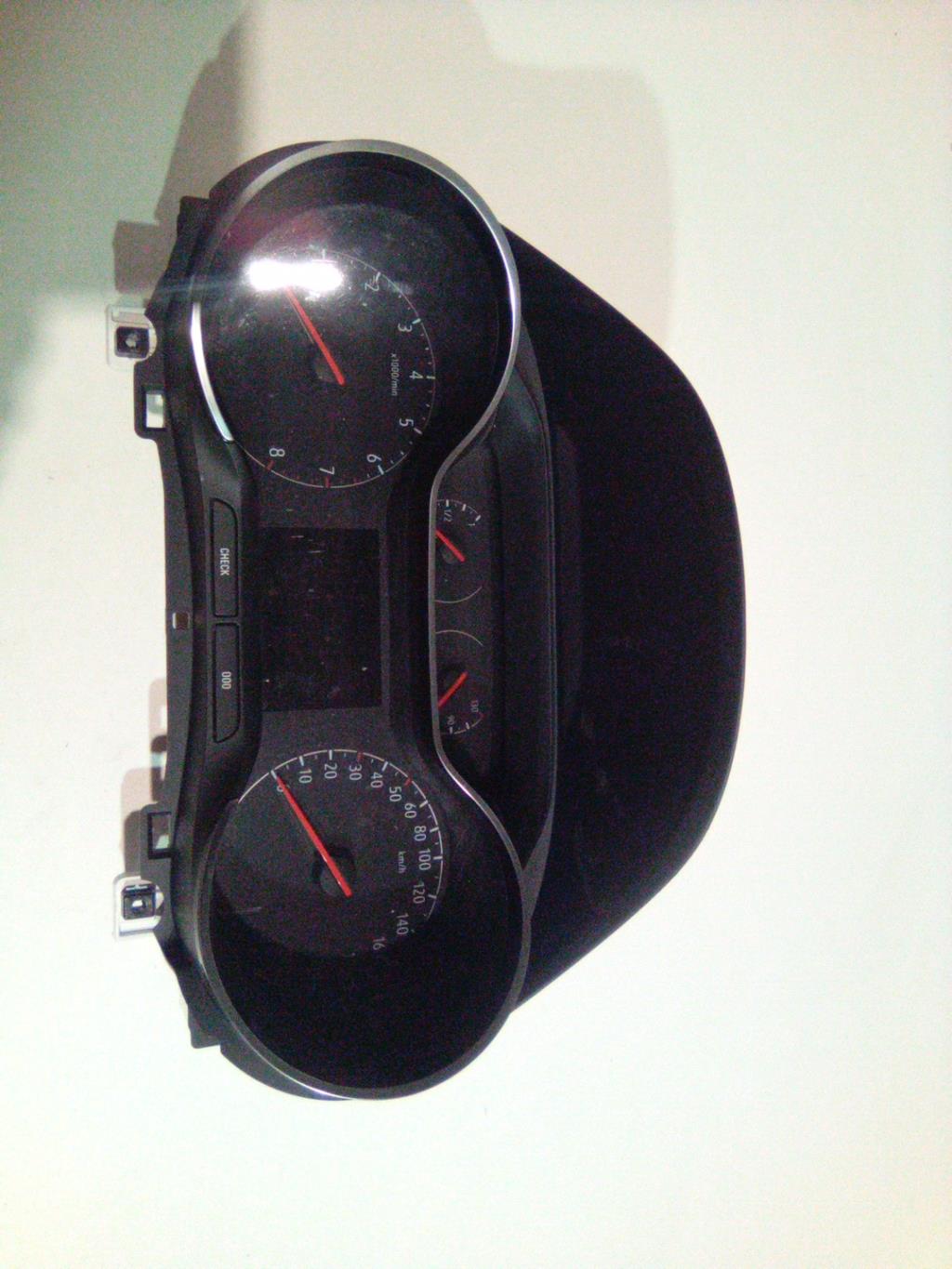 Compteur OPEL CROSSLAND X Essence - 1