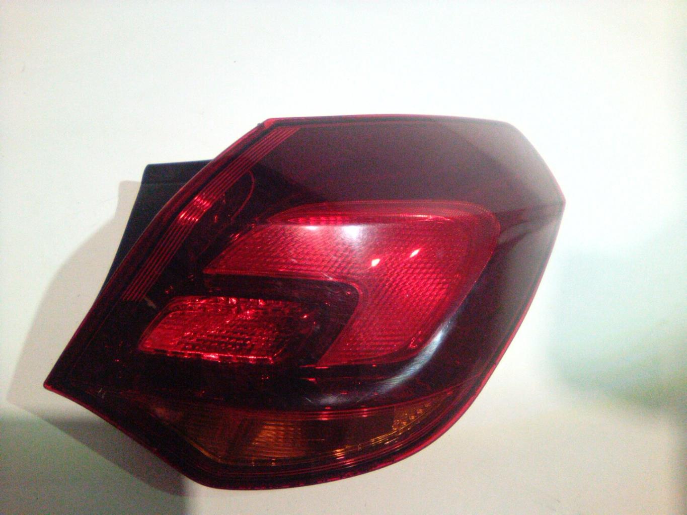 Fanale posteriore principale destro (luci) OPEL ASTRA J PHASE 1 Gasolina - 1