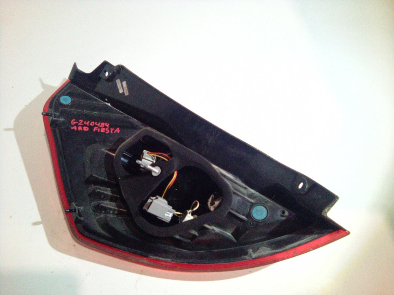 Fanale posteriore principale destro (luci) FORD FIESTA 6 PHASE 2 Diésel - 1