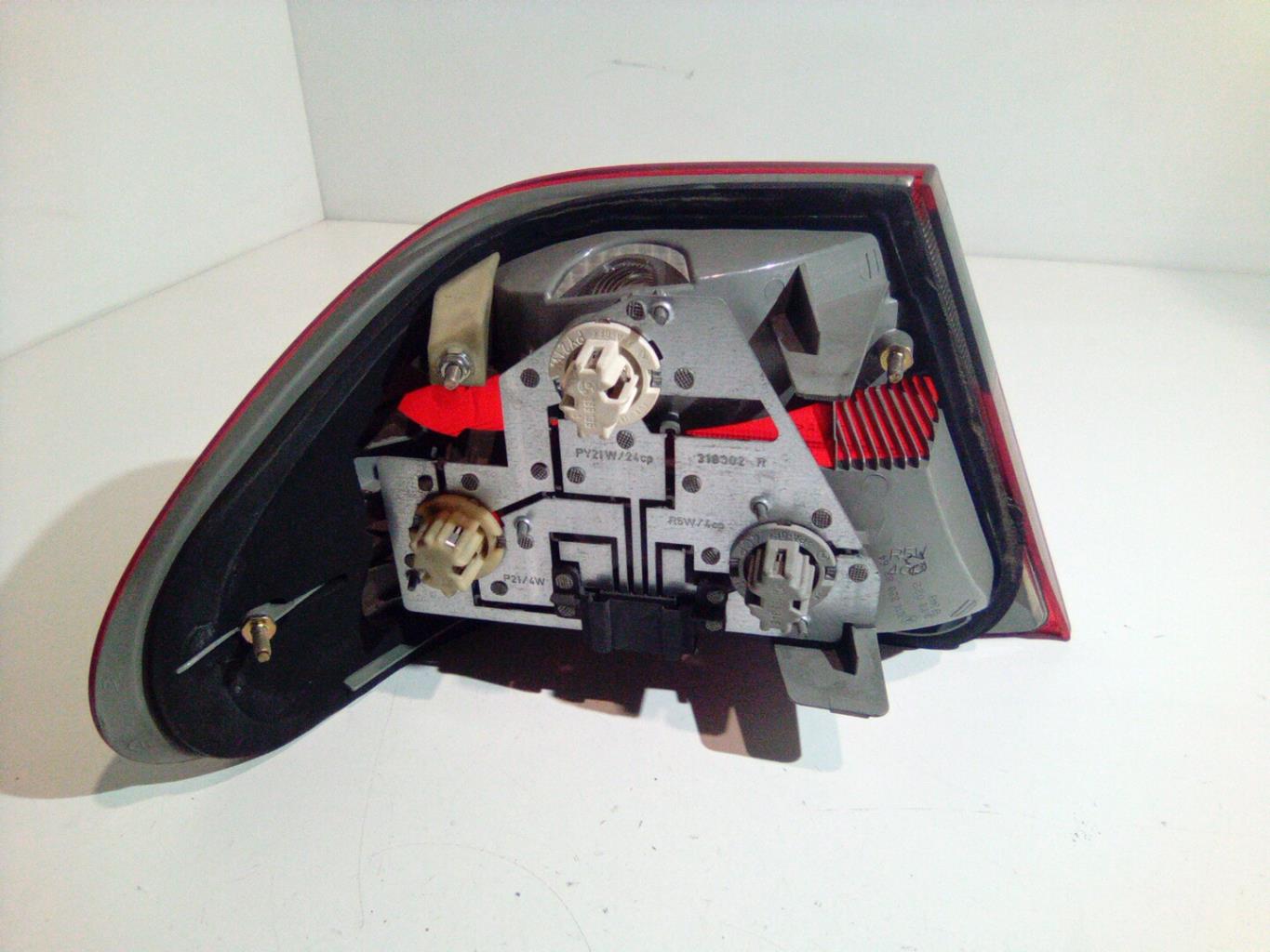 Fanale posteriore principale destro (luci) MERCEDES CLASSE E 210 PHASE 2 Diésel - 1