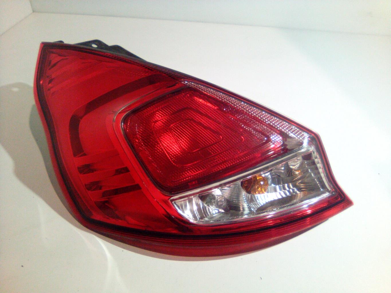 Fanale posteriore principale sinistro (luci) FORD FIESTA 6 PHASE 2 Gasolina - 1