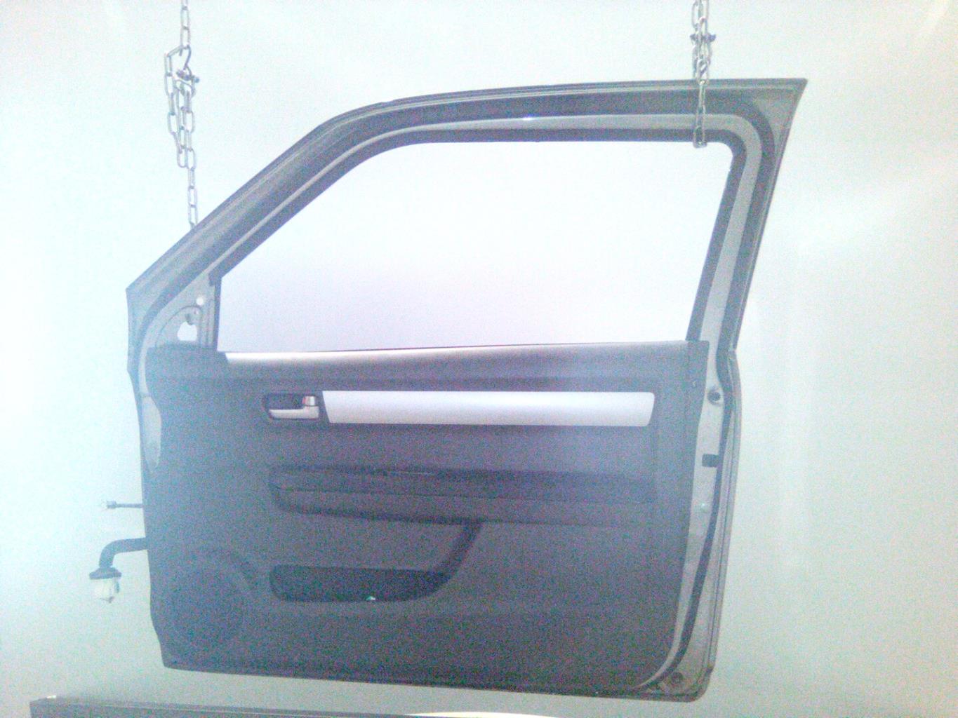 Porte avant droit SUZUKI SWIFT 3 Essence - 1