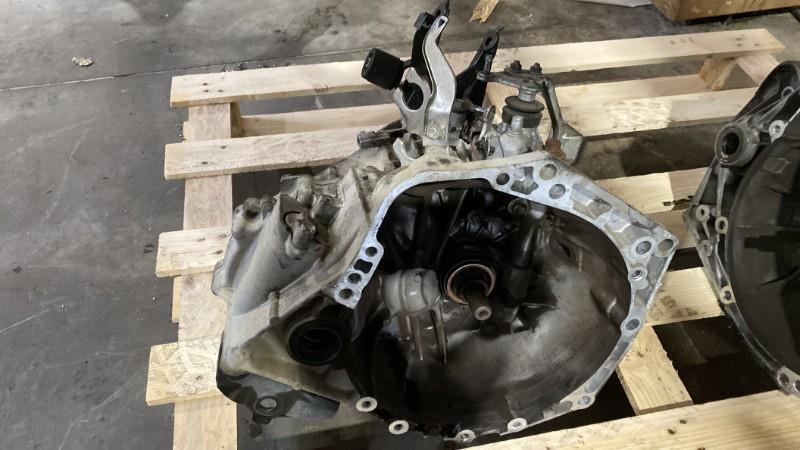 Boite de vitesses TOYOTA YARIS 2 PHASE 1 Essence - 1