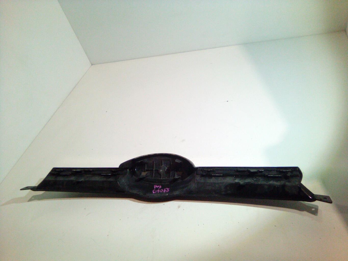 Calandre FORD FOCUS 3 PHASE 1 Essence - 1