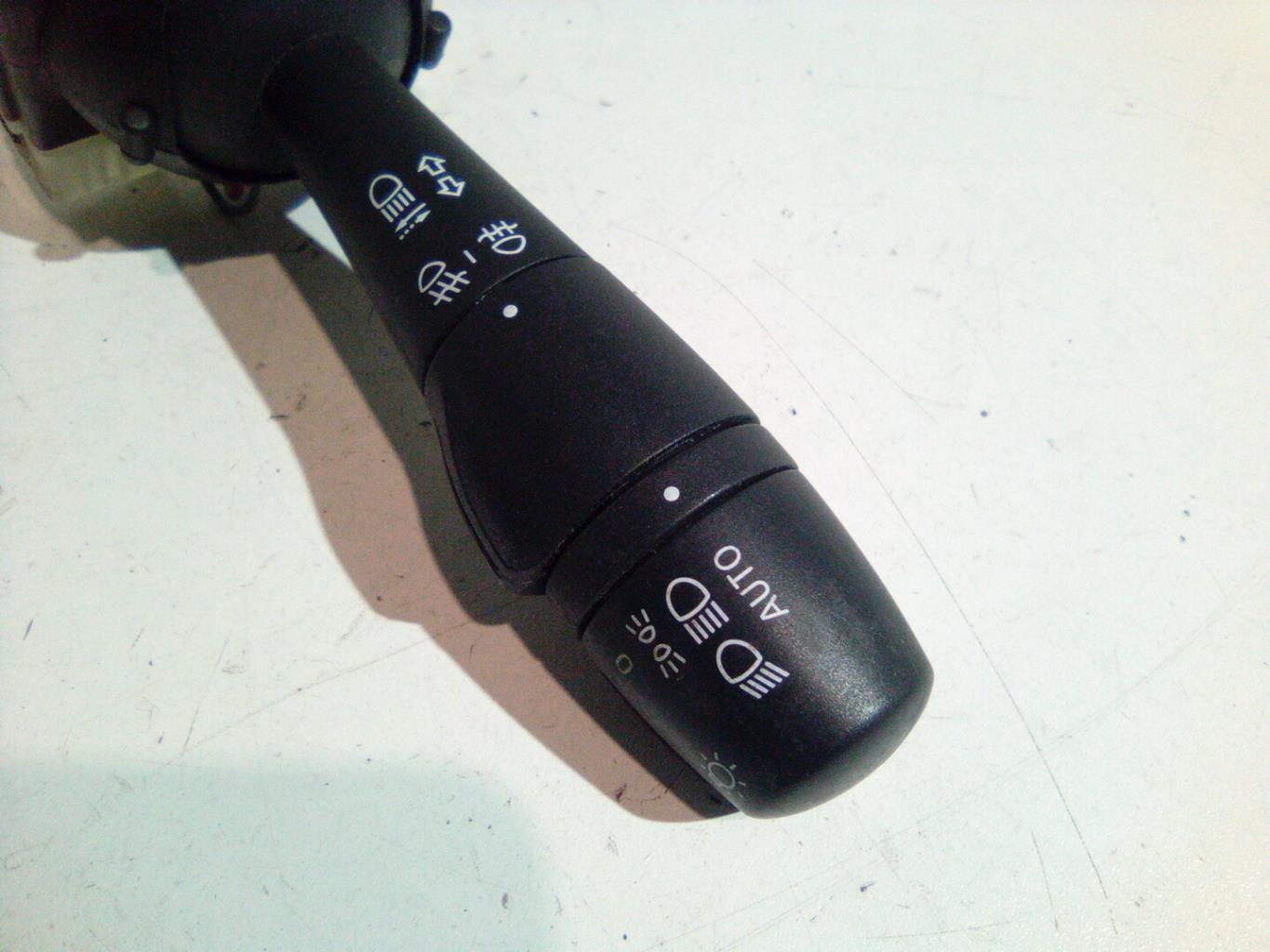 Commodo phare RENAULT CLIO 4 PHASE 2 Diesel - 1