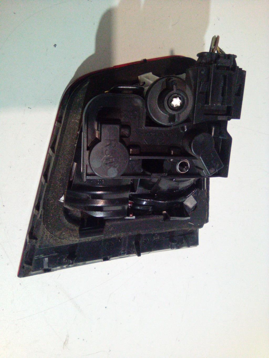 Feu arriere secondaire droit (feux) CITROEN C5 2 Diesel - 1