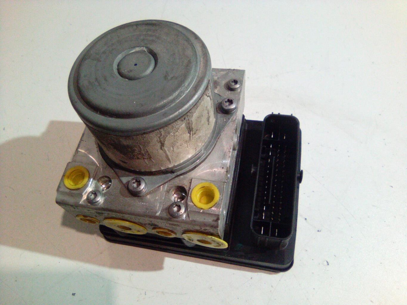 Blocco ABS (antibloccaggio freni) FIAT 500X PHASE 1 Diésel - 1