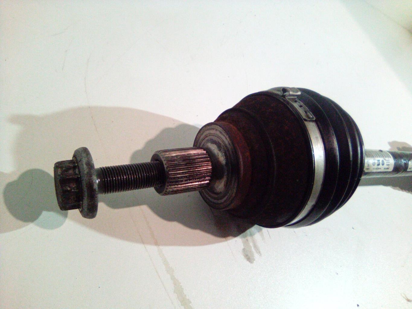 Cardan gauche (transmission) VOLKSWAGEN GOLF 7 PHASE 1 BREAK Essence - 1