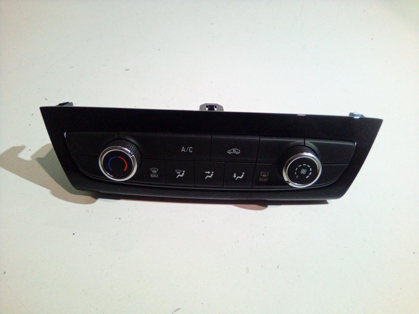 Commande chauffage OPEL CORSA F Essence - 1