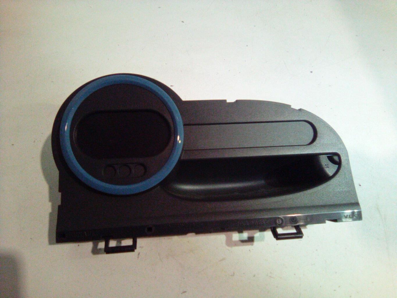 Compteur RENAULT TWINGO 2 PHASE 2 Essence - 1