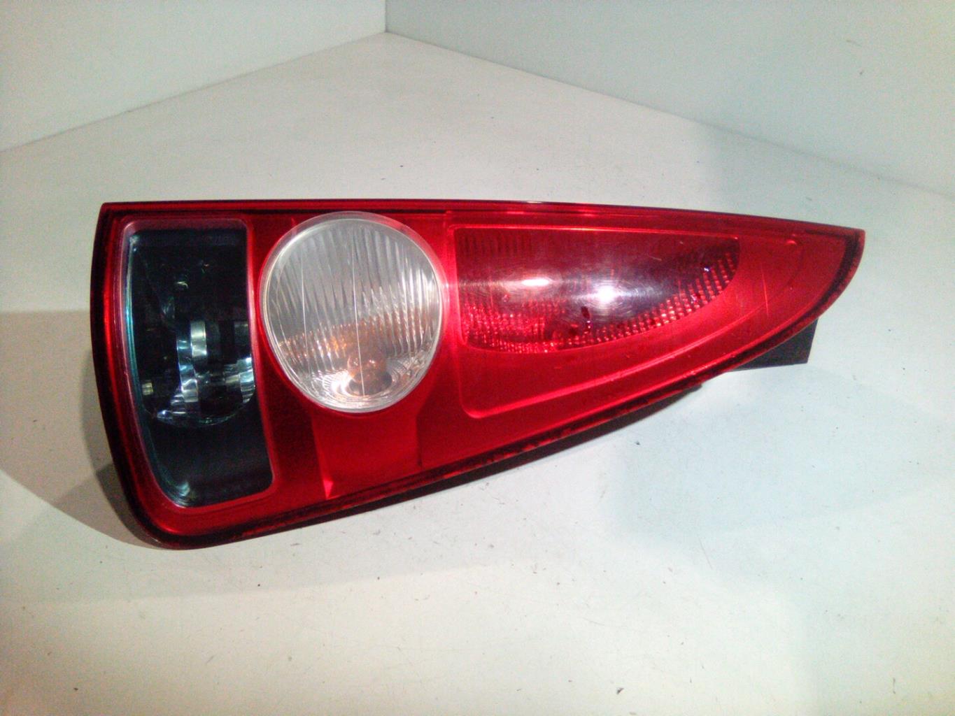 Fanale posteriore principale destro (luci) RENAULT GRAND ESPACE 4 PHASE 1 Diésel - 1