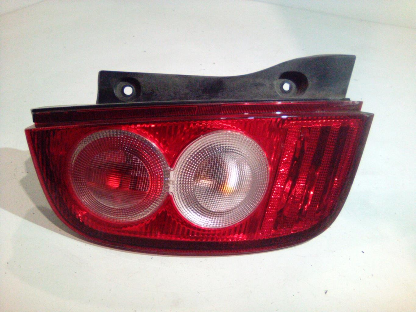 Fanale posteriore principale sinistro (luci) NISSAN MICRA 3 PHASE 3 Gasolina - 1