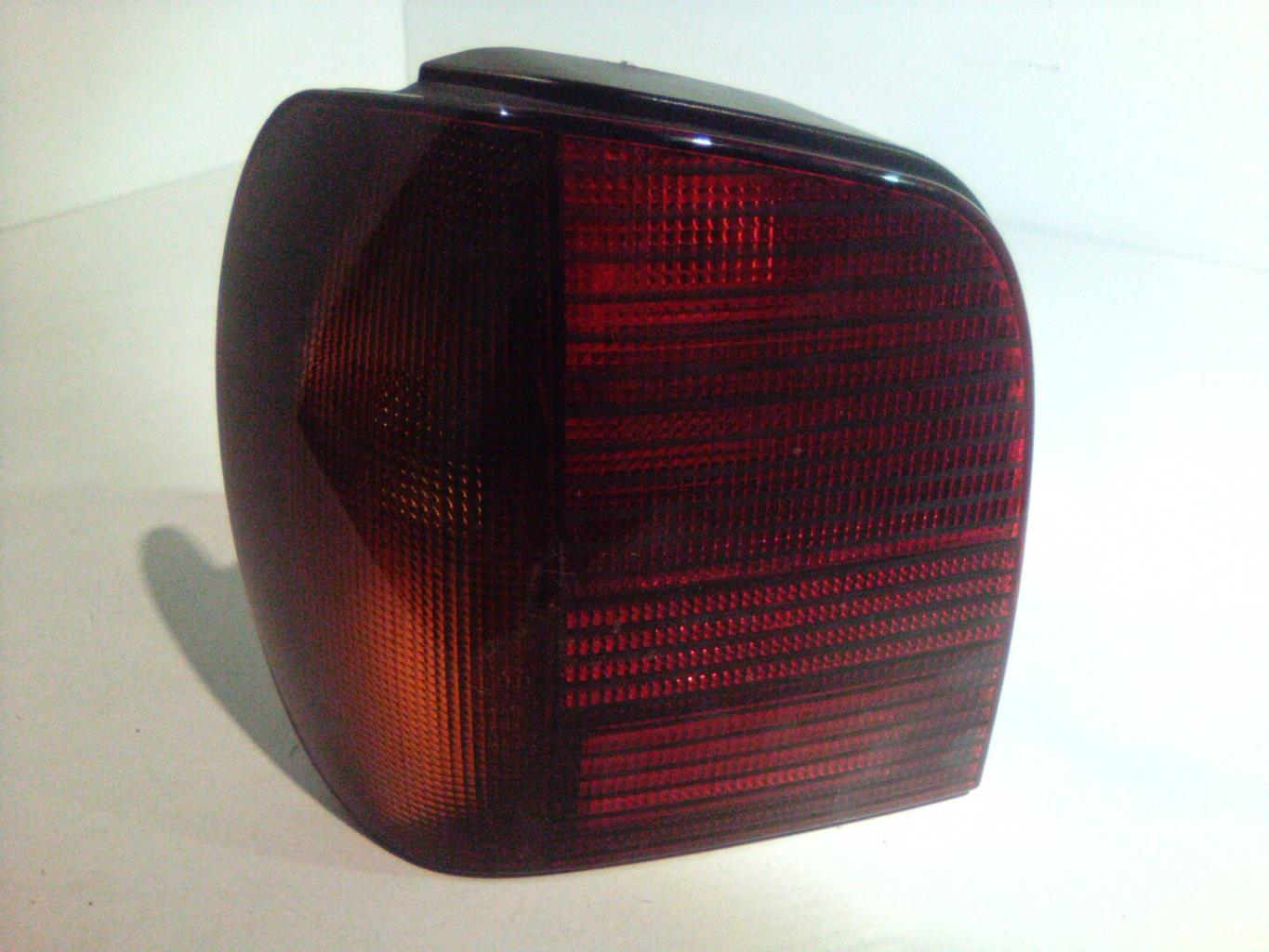 Fanale posteriore principale sinistro (luci) VOLKSWAGEN POLO 3 PHASE 1 Gasolina - 1