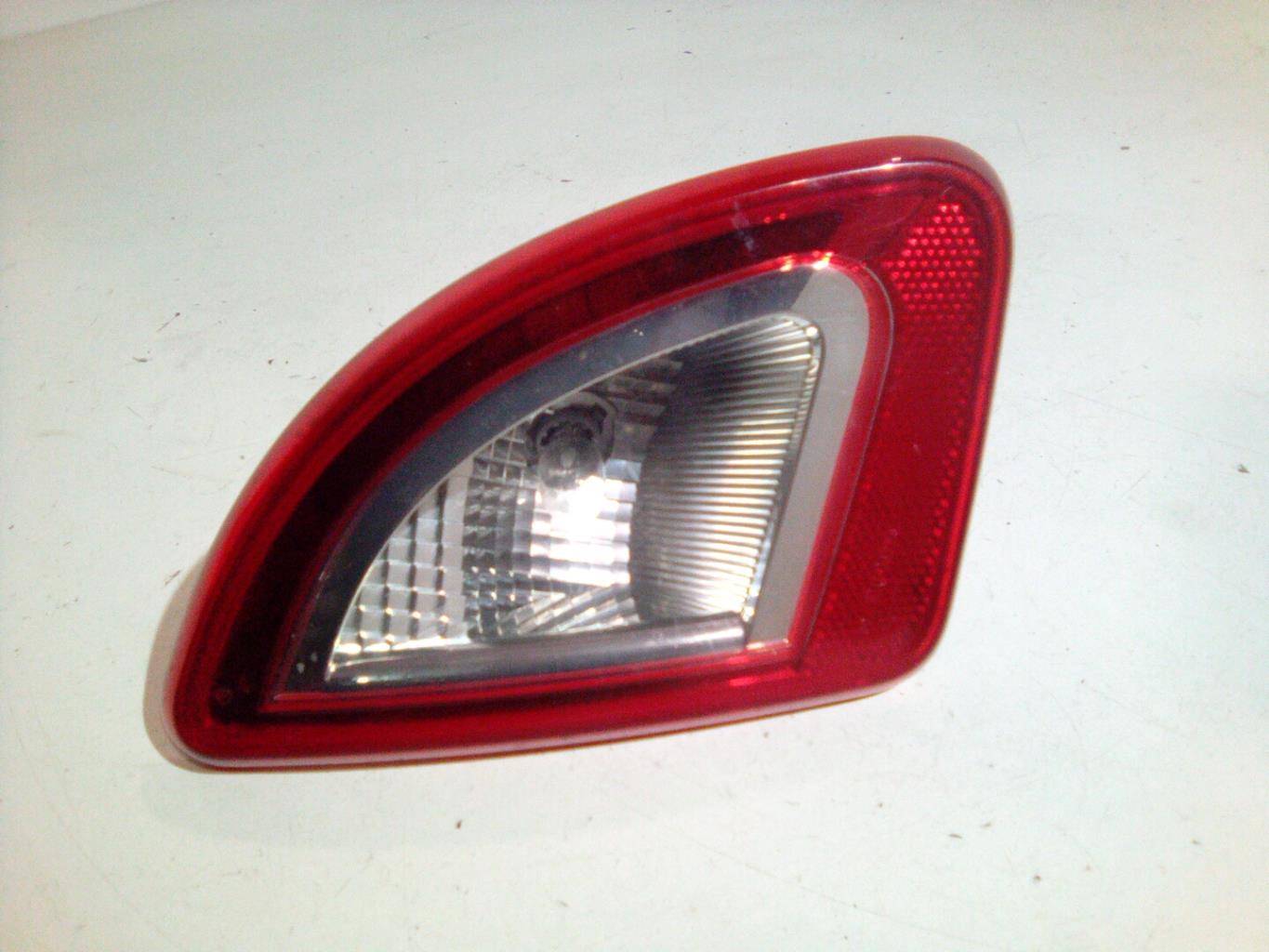 Feu arriere secondaire gauche (feux) RENAULT TWINGO 2 PHASE 2 Essence - 1