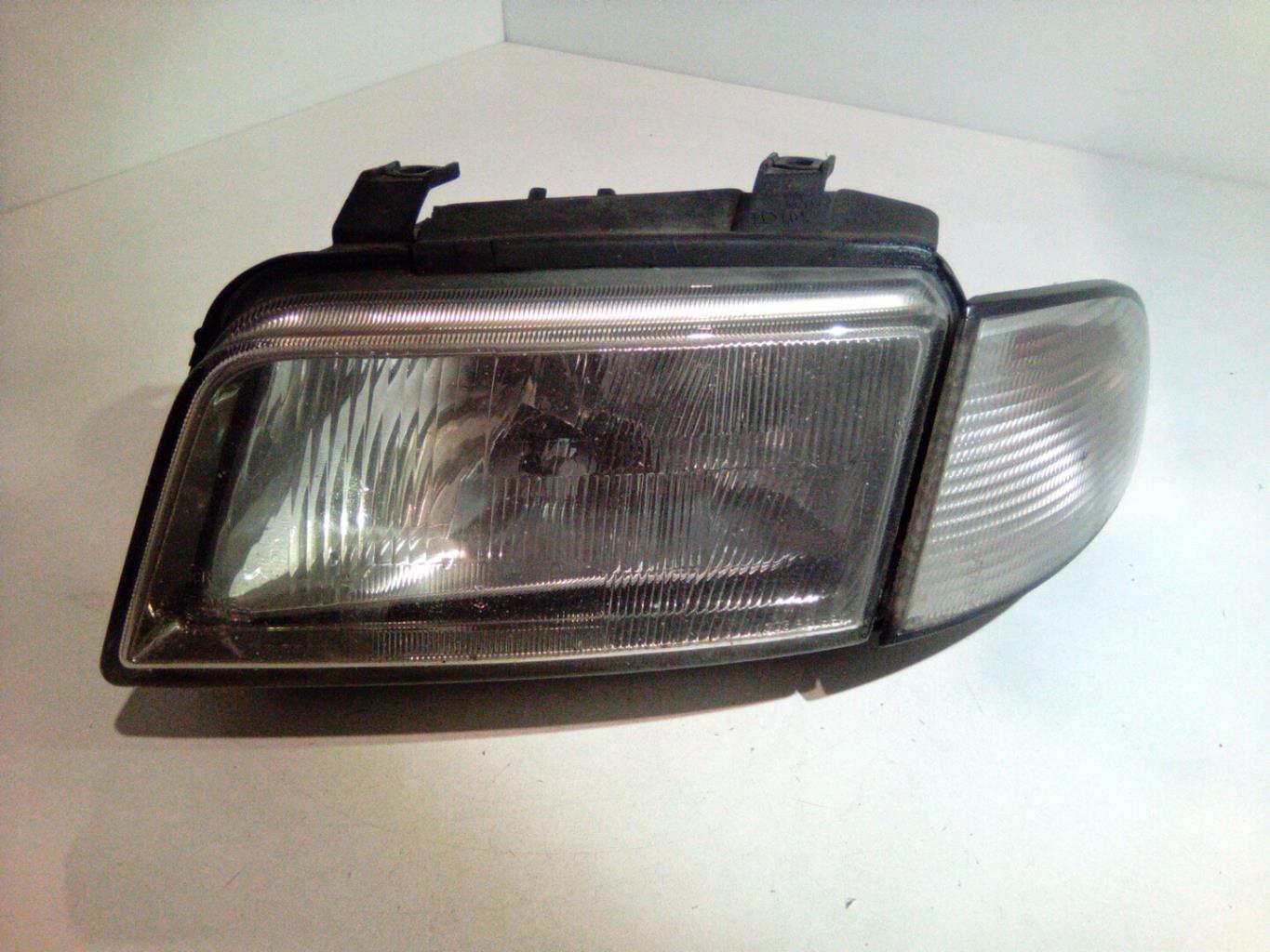Gruppo ottico anteriore principale sinistro (luci)(faro) AUDI A4 1 AVANT PHASE 1 BREAK Diésel - 1