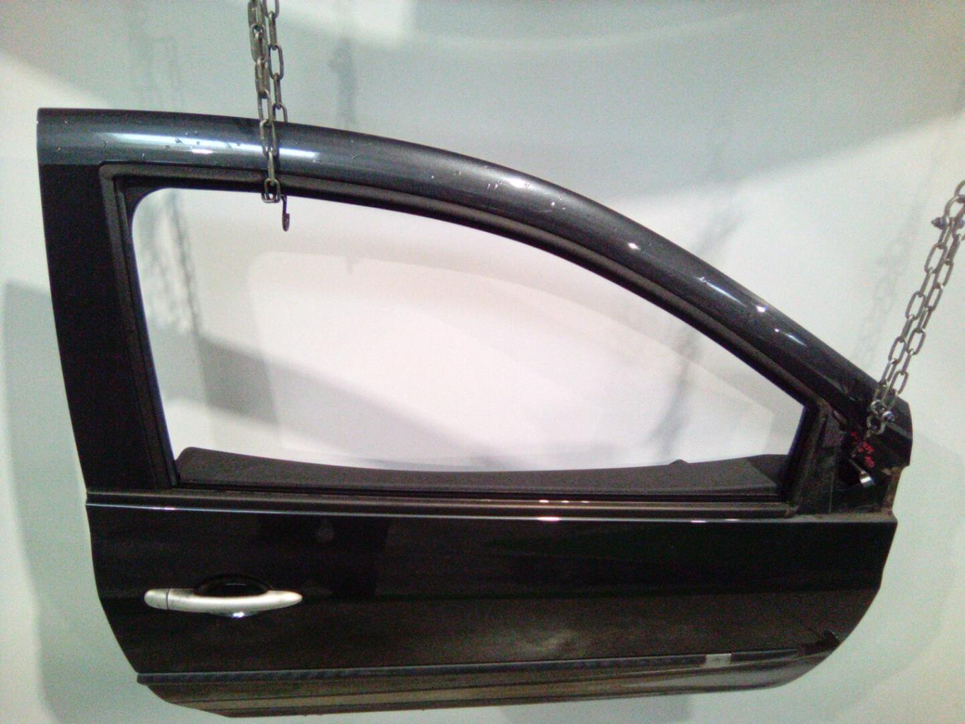 Porte avant droit RENAULT CLIO 3 PHASE 1 Essence - 1
