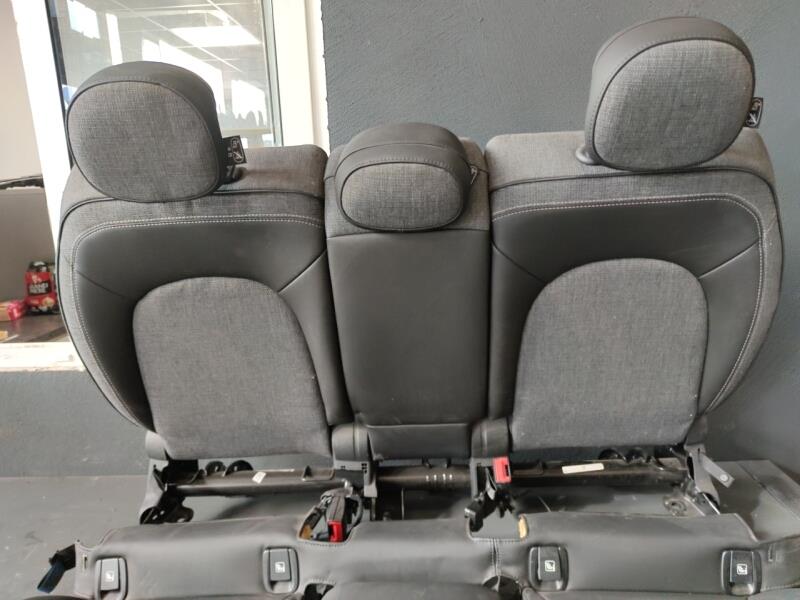 Banquette arriere MINI MINI 3 F60 COUNTRYMAN PHASE 1 BREAK Essence/Hybride - 1