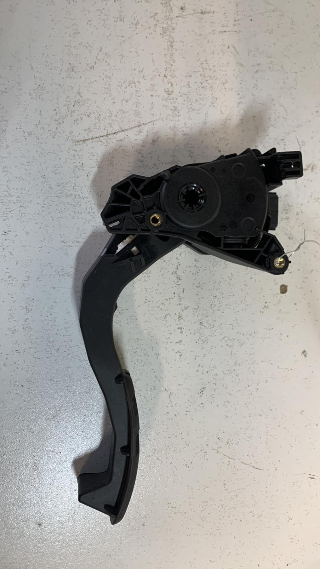Pedale d'accelerateur RENAULT CLIO 5 Essence - 1