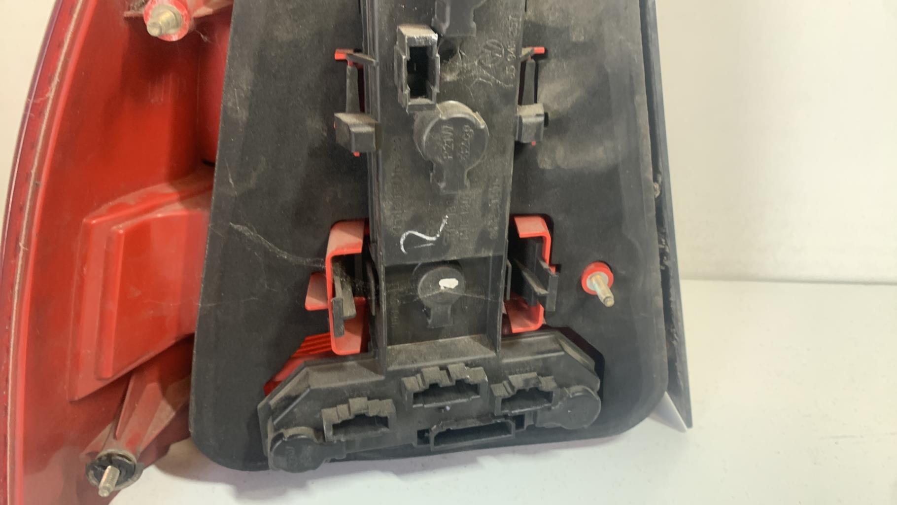 Fanale posteriore principale destro (luci) VOLKSWAGEN BORA  - 1