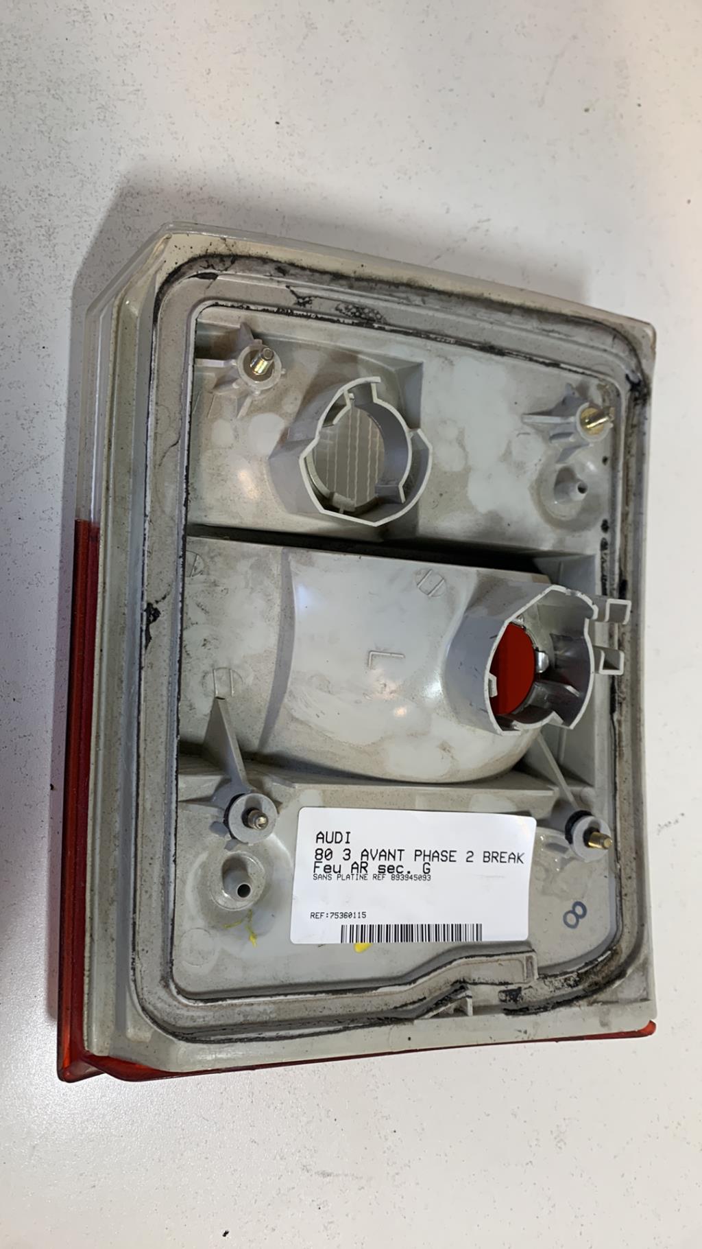 Feu arriere secondaire gauche (feux) AUDI 80 3 AVANT PHASE 2 BREAK  - 1