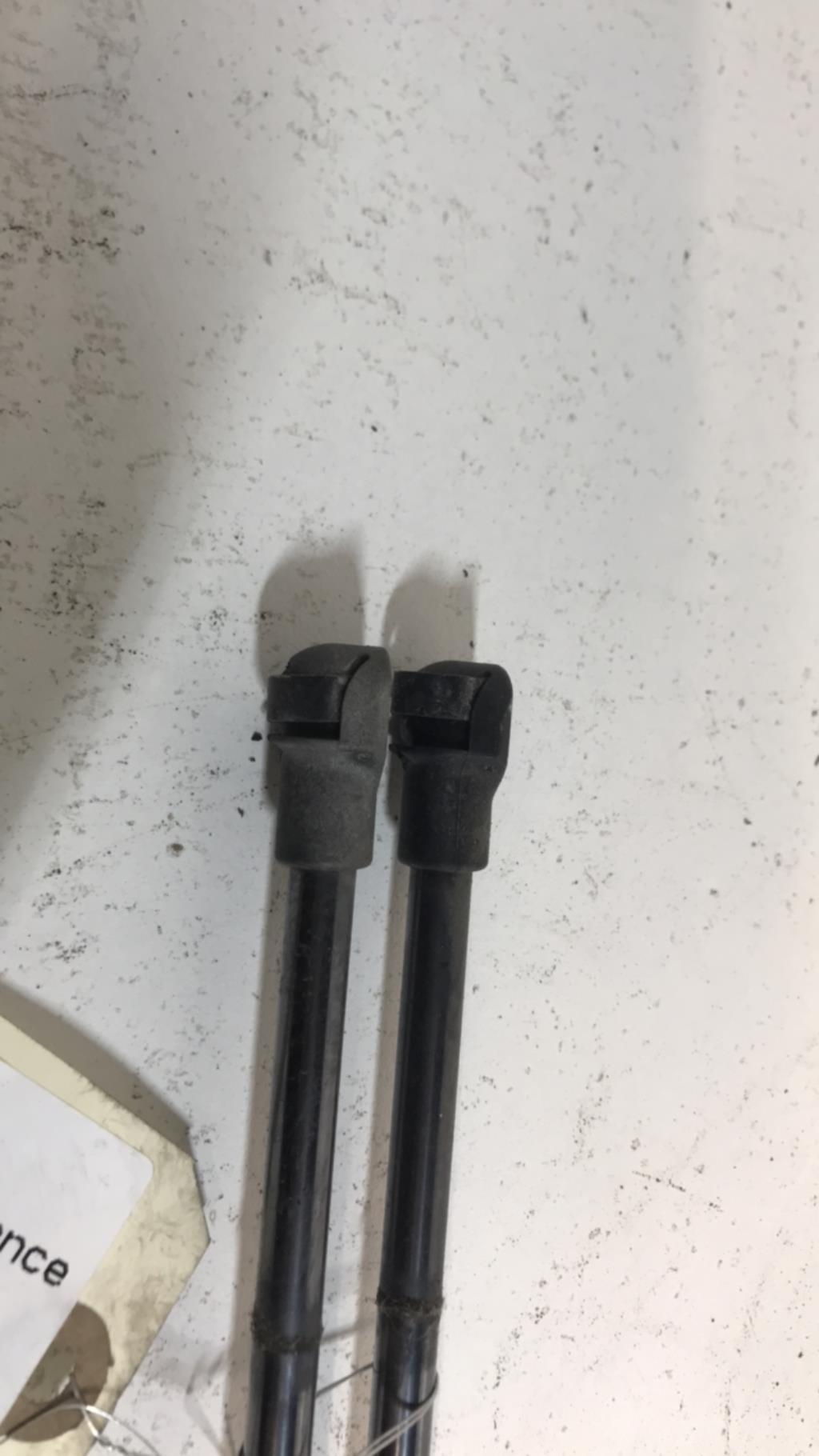 Verin de coffre FORD KA 2 PHASE 2 Essence - 1