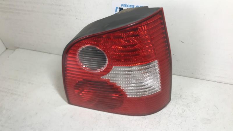 Fanale posteriore principale destro (luci) VOLKSWAGEN POLO 4 PHASE 1  - 1