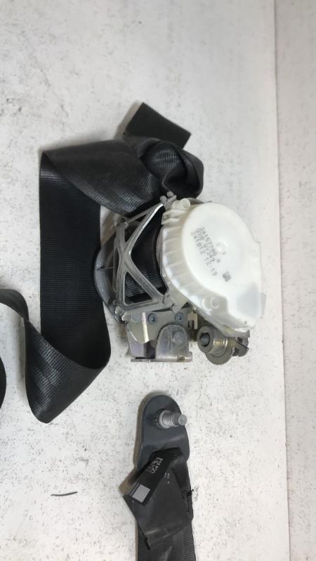 Ceinture avant droit CITROEN C3 2 PHASE 1 Essence - 1
