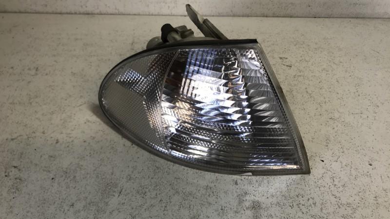 Optique avant secondaire droit (feux)(clignotant) BMW SERIE 3 E46 PHASE 1 Diesel - 1