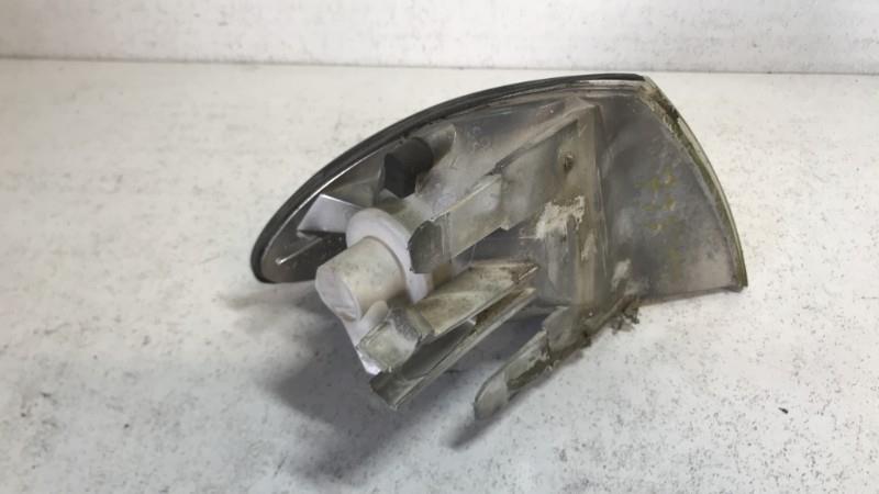 Optique avant secondaire gauche (feux)(clignotant) BMW SERIE 3 E46 PHASE 1 Diesel - 1