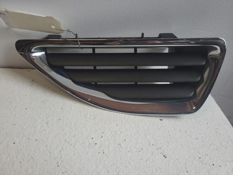 Grille de calandre droite RENAULT MEGANE 1 PHASE 2 Diesel - 1