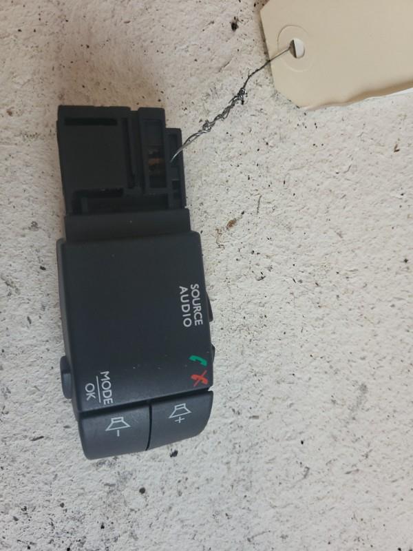 Commande autoradio DACIA SANDERO 2 PHASE 1 Diesel - 1