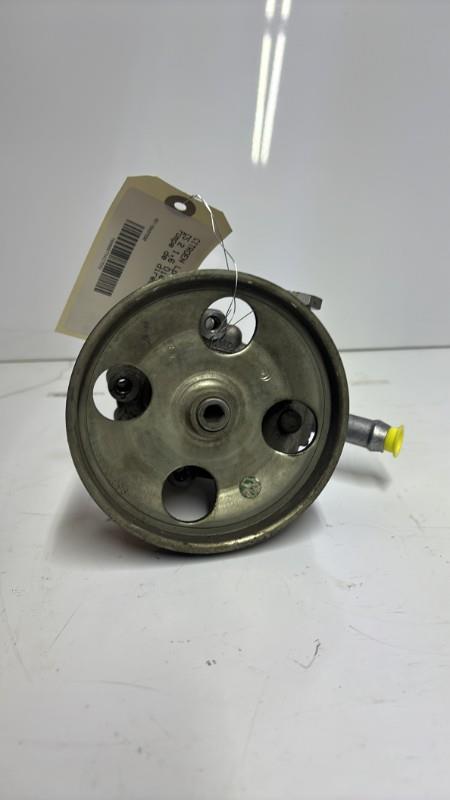 Pompe de direction CITROEN C5 2 Diesel - 1