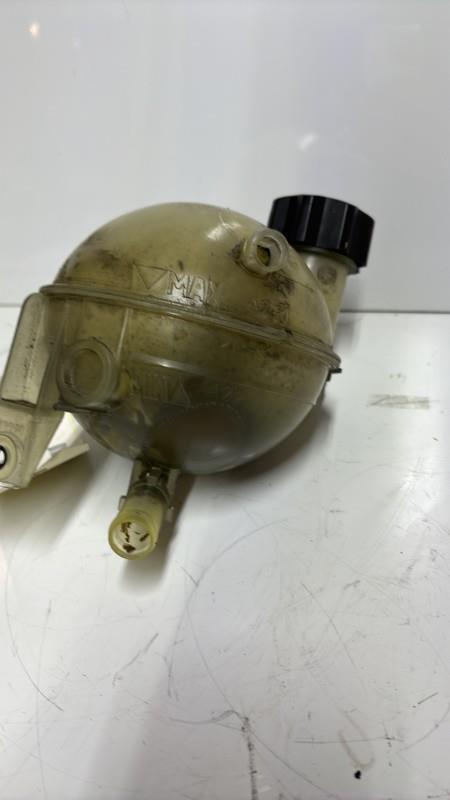 Vase d'expansion CITROEN C4 1 PHASE 1 Essence - 1