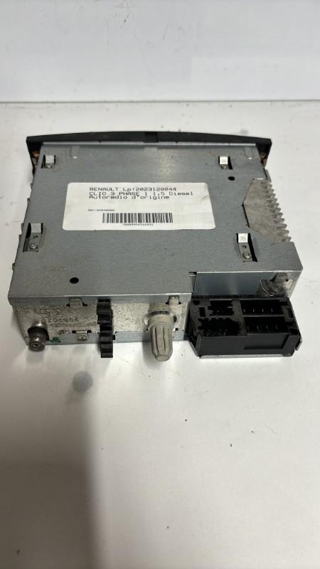 Autoradio d'origine RENAULT CLIO 3 PHASE 1 Diesel - 1