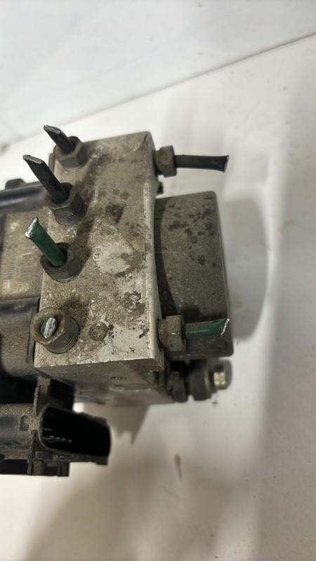 Bloc ABS (freins anti-blocage) RENAULT CLIO 3 PHASE 2 Essence - 1